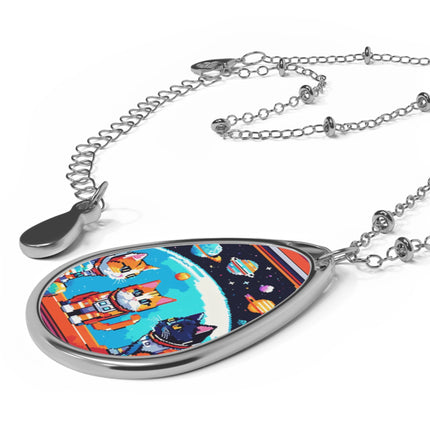 Ovale Halskette mit Katzen-Design im Weltraum-Stil 