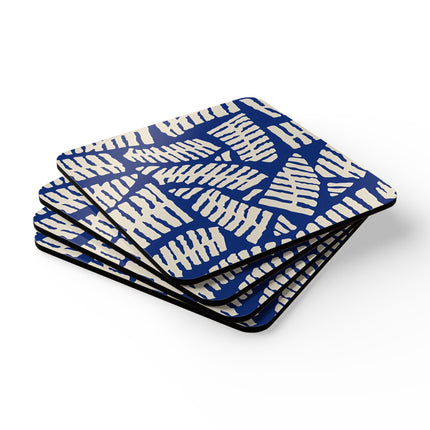 Niedliches Untersetzer-Set aus Korkholz mit blauem Muster